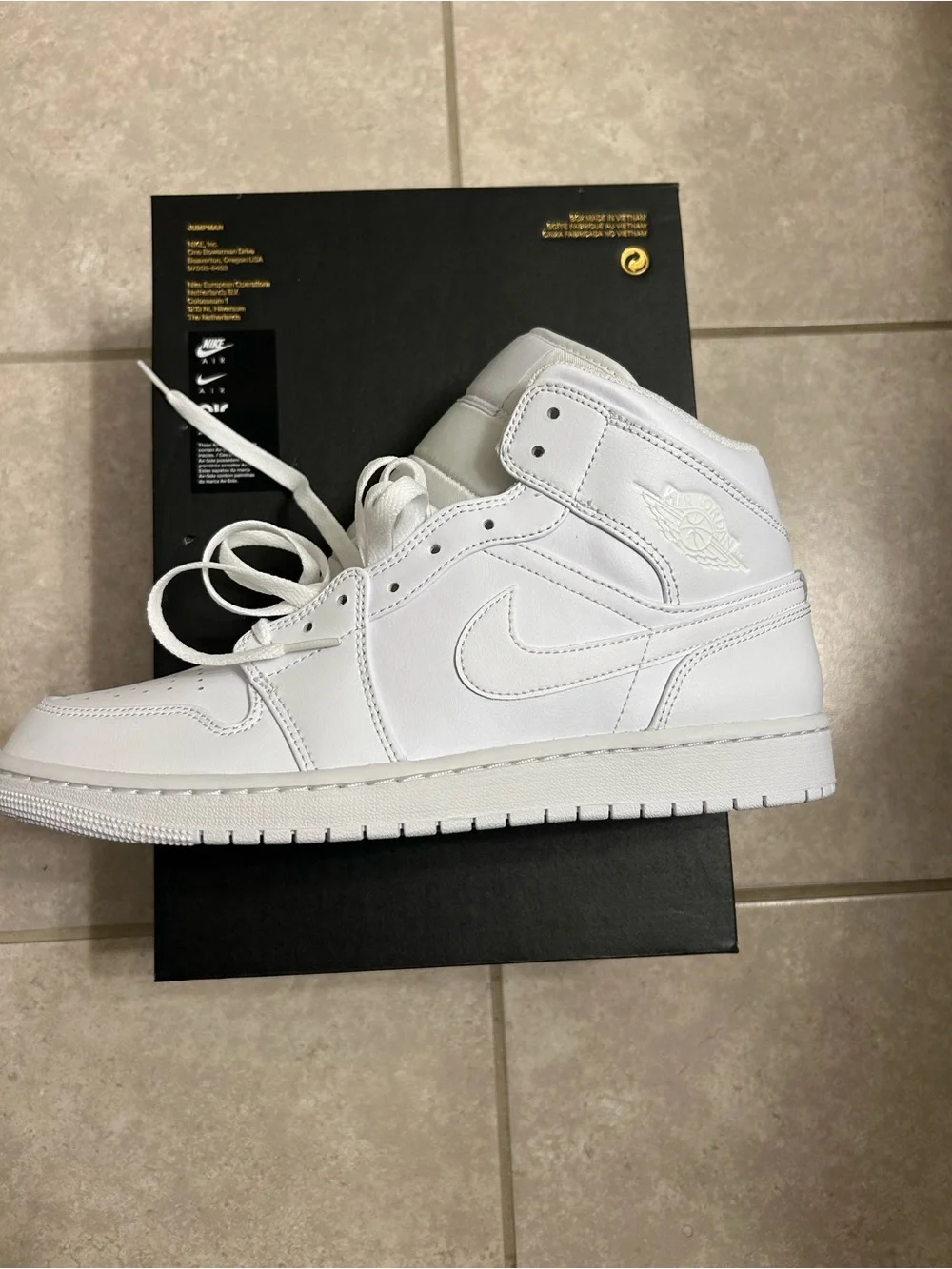 Jordan all white